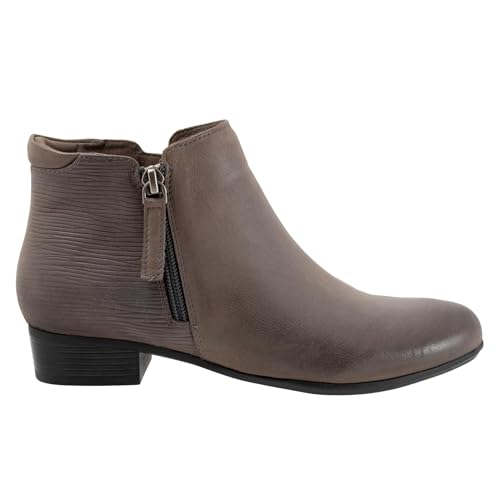 Image of Trotters womens Major Embossed
