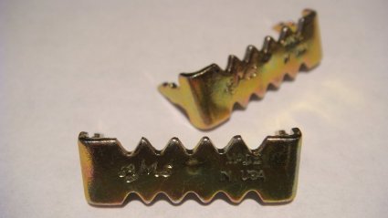 Image of SMALL NO NAIL SAWTOOTH PICTURE HANGERS BRASS PLATED 10 PIECES PER PACK