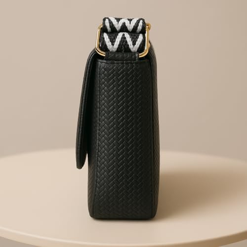 Elegant Black Crossbody Bag – Gold Clasp | Chic Everyday Shoulder Bag4