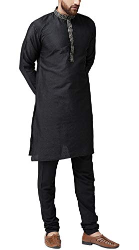 Kurta larga masculina de seda Sojanya confeccionada con acabados premium