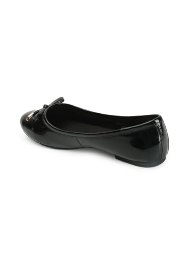 Image of Carlton London Women's Round Toe Bow Detail Ballerinas