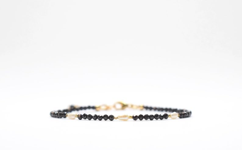 Black spinel and pearl bracelet, RONDELLE 2MM FEACTED 7INCH Sterling Silver Stacking Beaded Bracelet, Simple Layering, Dainty Gemstone Bracelet, Fine Jewelry, Minimalist,