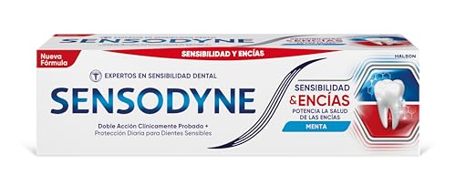 Sensodyne Sensibilidad y Encías, Pasta de Dientes Blanqueante, Alivio para Dientes Sensibles y Mejora de la Salud de las Encías, 75 ml