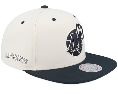 Mitchell & Ness Dallas Mavericks NBA Evergreen Snapback Hat Cap, Cream/Black