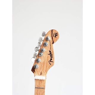 Stevie Ray Vaughan Mini guitare miniature SRV Lenny Gift Axe Heaven - Les Beatles, Paul McCartney, John Lennon, RIngo Starr, George Harrison Stevie Ray Vaughan Mini guitare miniature SRV Lenny Gift Axe Heaven – Image 5