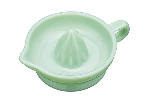 KitchenCraft Milk Glass Lemon Squeezer/Citrus Juicer, Jade Green, 17 x 12.5 x 6.5 cm