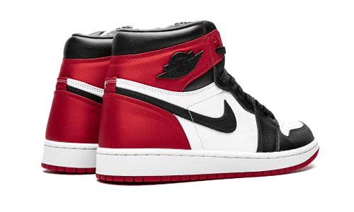 Image of Nike Men's Air Jordan 1 Retro High OG Sneaker