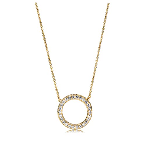 Charme féminin révélé par les bijoux Saint-Valentin en forme de coeur