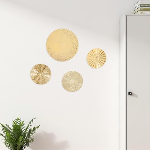 Décoration murale soleil dorée qui transforme vos murs vides avec élégance