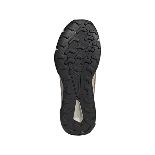adidas Herren Terrex Tracefinder 2 Trail Running Shoes, Cardboard/Savanna/Bronze Strata, 44 EU