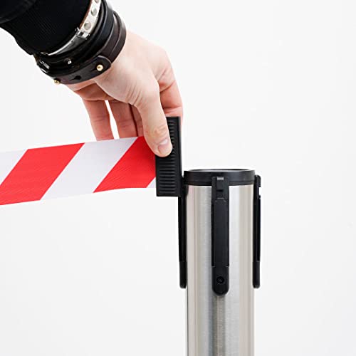 Postes separadores en acero Danieli con cinta de 3mt blanco y rojo para control de filas 4