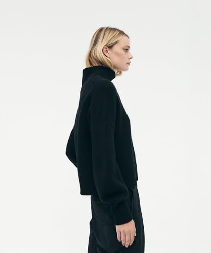 Women's Luxe Cashmere Oversized Turtleneck3