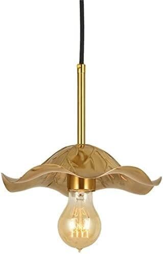 Lumière industrielle suspendue dorée pour illuminer votre table de cuisine et votre salle à manger