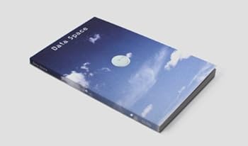 Paperback CLOG: Data Space Book