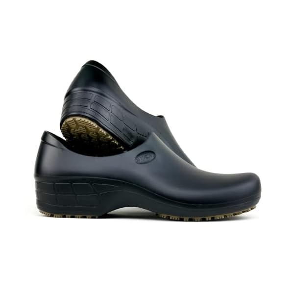 Sticky Nursing Shoes Women - Chefs - Kitchen - Nurses - Clogs for Work - Waterproof Non Slip