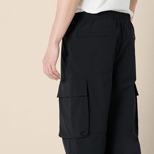 Amazon Essentials Men's Loose-Fit Lightweight Stretch Parachute Pant3