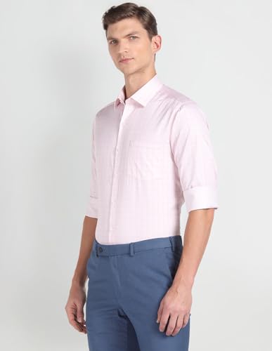 Image of Arrow Men Slim fit Cotton Checked Long Sleeves Cutaway Collar Shirt
