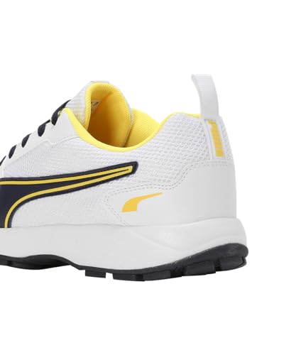 Image of Puma Men Cricket HighRun Cricket Shoe