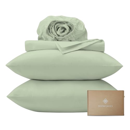 BIOWEAVES 100% Organic Cotton Sheets, 300 Thread Count 3-Piece GOTS Certified Bed Sheet Set Fits Mattress Upto 17" Deep Pocket, Soft & Silky Sateen Weave (Twin XL, Pastel Green)