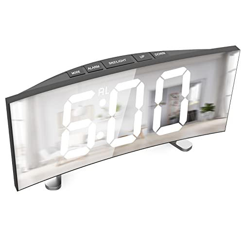 Yordawn Réveil Numérique,Horloge Digitale LED Luminosité Réglable Horloge Numérique Fonction Snooze Réveil Matin Port de Recharge USB pour Chambre Bureau Cuisine (Police Blanche) Cover