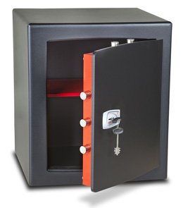 Burton Torino Keylock Safe Size 7