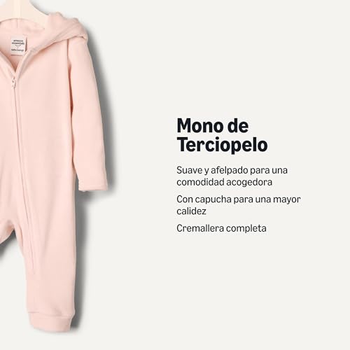 Mono con capucha calentita