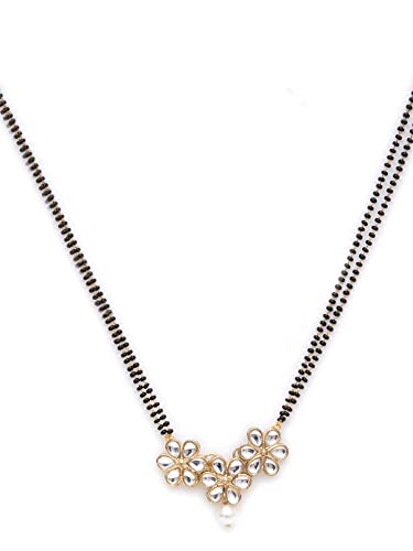 Karatcart Gold Plated Handcrafted White Pearl Floral Kundan Mangalsutra with Earrings For Women - Image 5