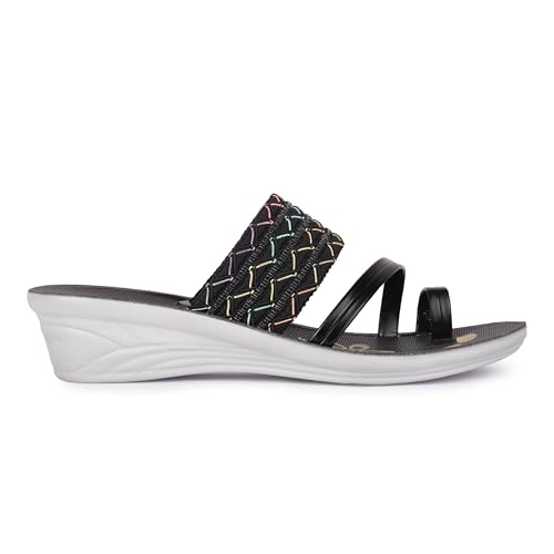 Image of Women Stylish & Comfortable Sandals | Lightweight Cushioned Footbed | Anti-Slip Sole, Casual Footwear