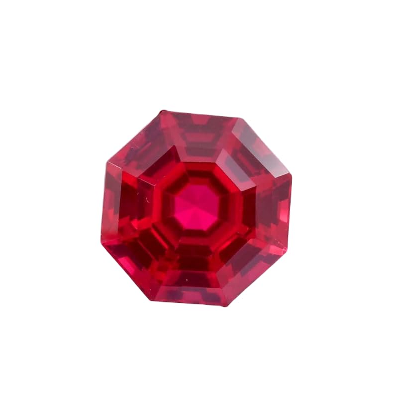 Rubis naturel 14x14mm taillé à facettes pour création de bijoux