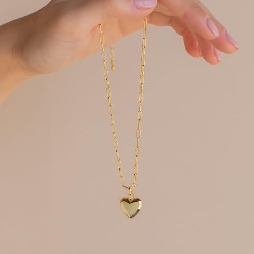 BAYLAY Gold Heart Necklace for Women Girls, 18K Gold/Silver Plated Cute Heart Pendant Charm Necklace Dainty Gold Heart Necklace Gold Jewelry Christmas Gifts for Women Teen3