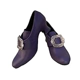 Inclus : une paire de bottes ou de chaussures rétro médiévale de la Renaissance.