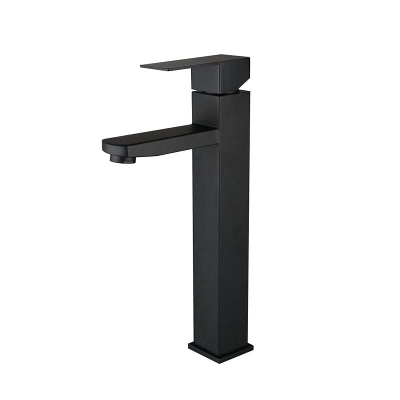 Mélangeurs montés sur le pont en finition noire pour sublimer le lavabo de la maison