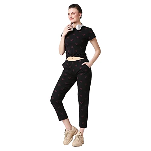 Image of Bewakoof Women Superman Minimal (SML) Half Sleeves T-Shirt