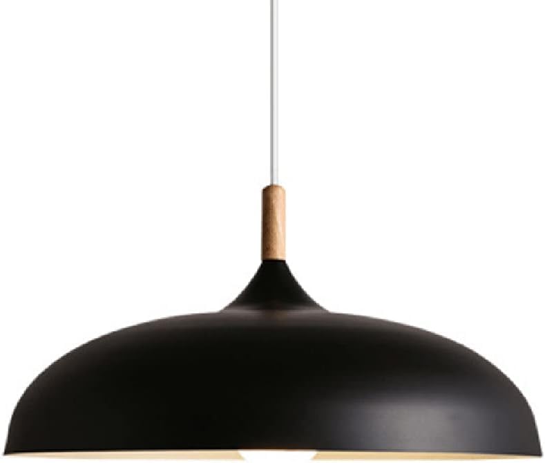 Lampe suspendue industrielle pour une salle à manger chaleureuse et design