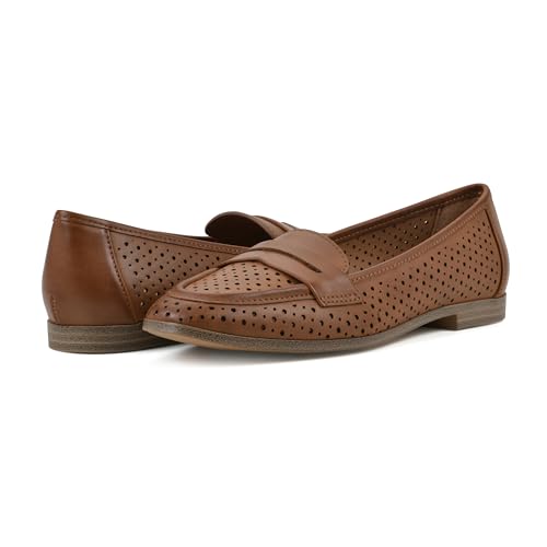 Image of WHITE MOUNTAIN Women's Noblest Penny Loafer