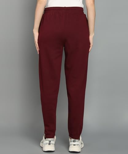 Image of Alan Jones Clothing Women's Regular Fit Mid Rise Fleece Jogger Regular Pants Winterwear