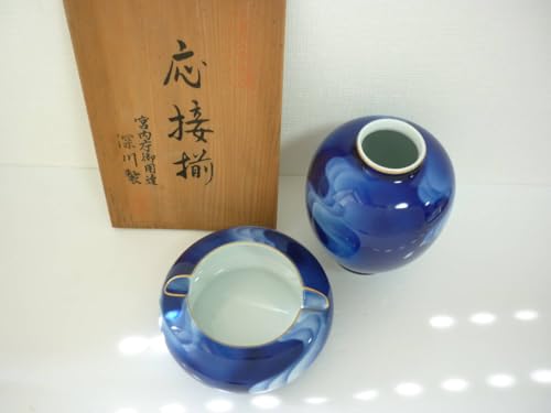 深川製磁　宮内省御用達　花瓶　オールド深川　名品　有田焼 Amazon.co.jp: 深川製磁 、有田焼 、宮内庁御用達 、花瓶 、牡丹