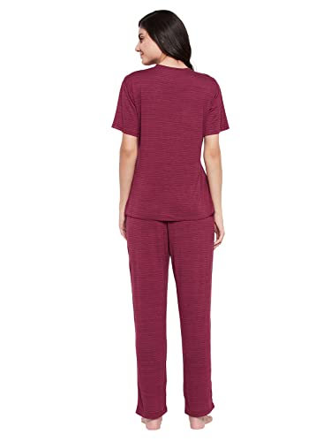 Image of Clovia Women's Cotton Chic Basic Button Top & Pyjama Set in Red