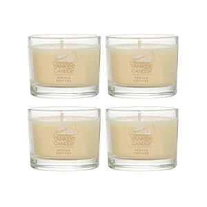 Yankee Candle Signature Votive Mini Candle Jar, Vanilla Cupcake Scent, Natural Soy Wax Blend Candle with Natural Fiber Wick, 1.3 OZ Glass Jar (Pack of 4)
