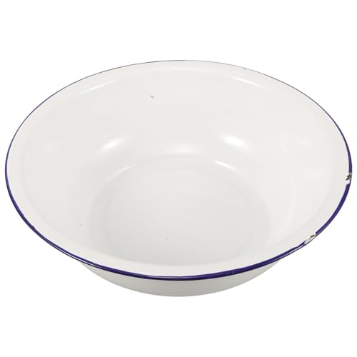 Pédicure de style rétro classique avec ce bain de pied en émail blanc robuste