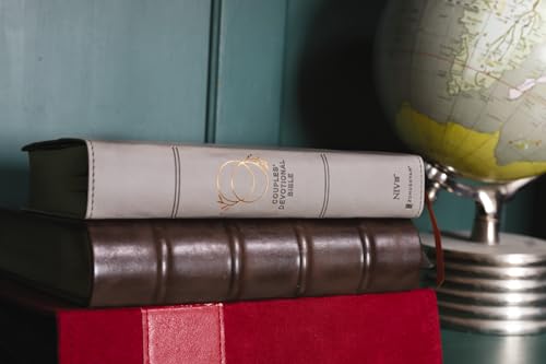 Image of NIV, Couples' Devotional Bible (Build a Biblical Foundation for Your Marriage), Leathersoft, Stone, Comfort Print: Growing Together in Christ