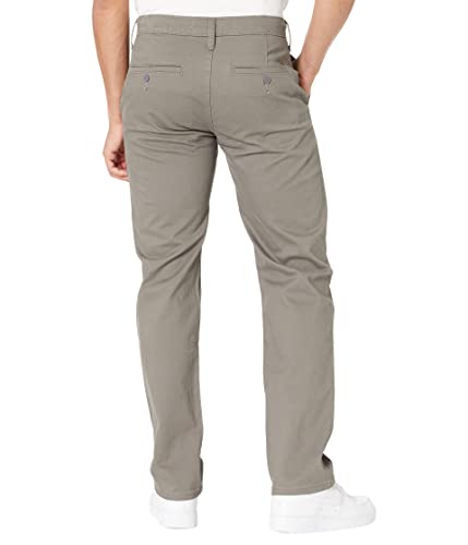 Levi Strauss Signature Gold Signature by Levi Strauss & Co. Gold Label Men's Straight Stretch Chino Pants2