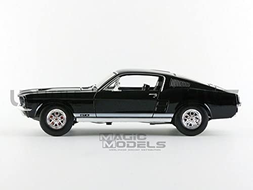 Maisto – 31166bk – 1967 Ford Mustang Fastback 1/18 Scale – Black