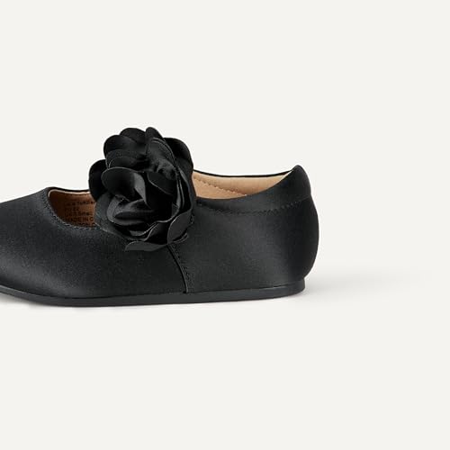 Image of Amazon Essentials Girls and Toddlers' Mary Jane Flats