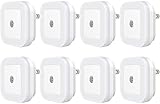 Sycees Plug in LED Night Light Lamp with Dusk to Dawn Sensor for Bedroom, Bathroom, Kitchen, Hallway, Stairs, Daylight White, 8-Pack