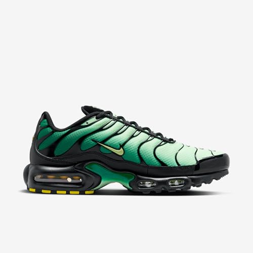 Nike Air Max Plus Men's Shoes (DM0032-301, Vapor Green/Malachite/Black/Light Lemon Twist)3