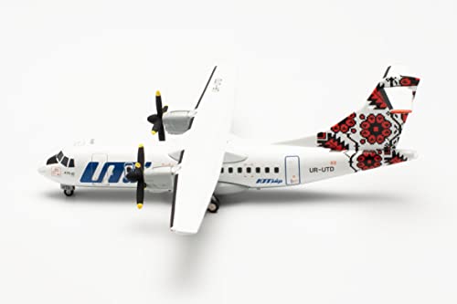 herpa airplane model UTair-Ukraine ATR-42-300 UR-UTD, scale 1:200, aircraft model for diorama model building - Image 2