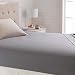 Amazon Basics - Lenzuolo con elastico, in rasatello, 80 x 190 cm, Grigio scuro