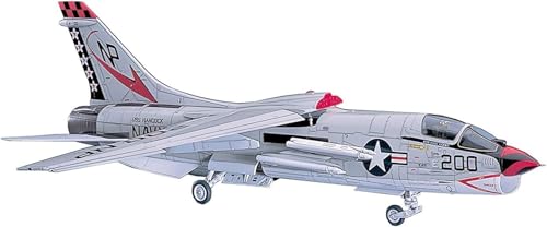 Maquette F-8J Crusader 1/48 Hasegawa Hapt26 pour passionnés d'aviation
