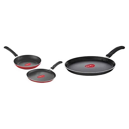 Pigeon by Stovekraft Special Non-Stick Aluminium Flat Tawa, Black (27cm) & Pigeon Aluminium Nonstick Duo Pack Flat Tawa 250 and Fry Pan 200 Gift Set (Red)